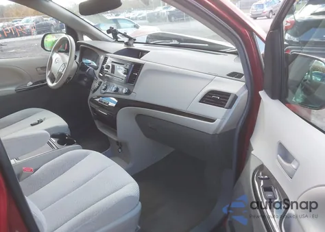 2012 Toyota Sienna Le V6 8 Passenger из США, поврежденный, VIN 5TDKK3DC8CS268398